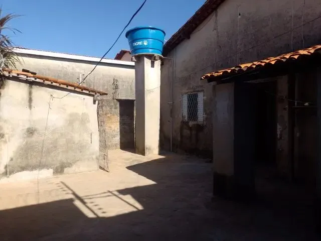 Imagem 8: Alugo Casa no Parque Piauí 4 Quartos 2 Banheiros