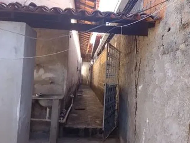 Imagem 4: Alugo Casa no Parque Piauí 4 Quartos 2 Banheiros