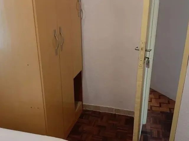 Imagem 4: Quartos para Moças - Portão