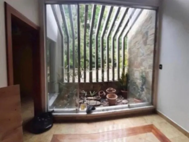 Imagem 1: Linda Casa(4 Quartos ) Alugo Atrás do Mindu