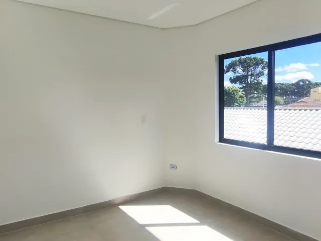 Imagem 9: TRIPLEX A VENDA NO BAIRRO UBERABA, QUASE DIVISA COM SJP. PRÓXIMO Á ROTATÓRIA DA AV