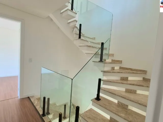 Imagem 2: TRIPLEX A VENDA NO BAIRRO ÁGUA VERDE, PRÓXIMO A DI FRANGO E MERCADO ASSAÍ