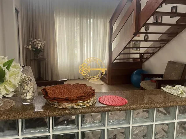 Imagem 6: Casa Sobrado Mobiliado em São Vicente, Itajaí - 4 Dormitórios, 3 Vagas de Garagem