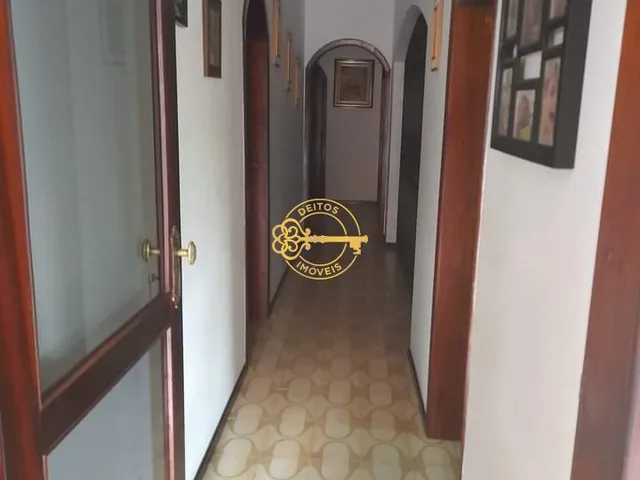 Imagem 4: Casa para vender em Itajaí, Centro - 300m² 04 Dormitórios, Edícula com churrasqueira