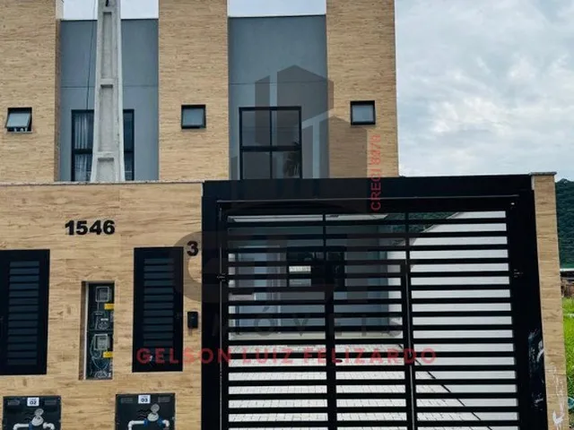 Imagem 10: Casa Sobrado Geminado Pronto à venda na cidade de Itapema/SC no bairro Morretes, com 2