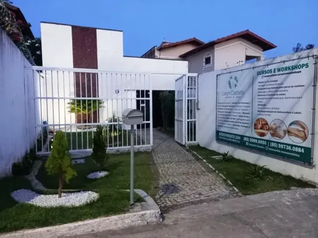 Imagem 1: Casa Comercial com Aproximadamente 200M² por 10.000,00/ Mês- Fortaleza