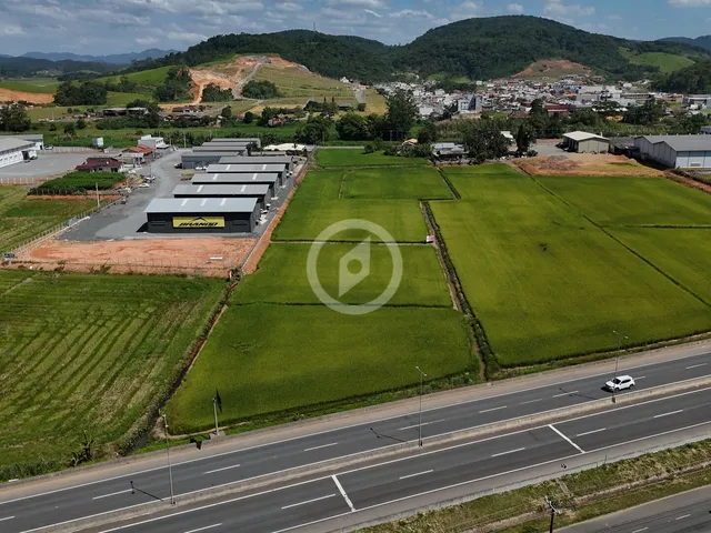 Imagem: Terreno à venda no bairro Escolinha - Guaramirim/SC