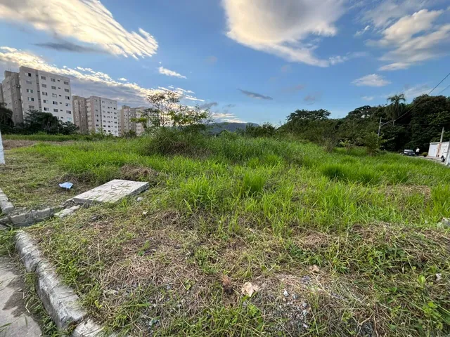 Imagem: Excelente Terreno de Esquina com 310,77m²