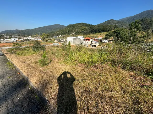 Imagem 11: Excelentes Terrenos na Enseada de Brito Pertinho do Mar em Palhoça/SC! DESCONTO DE 20