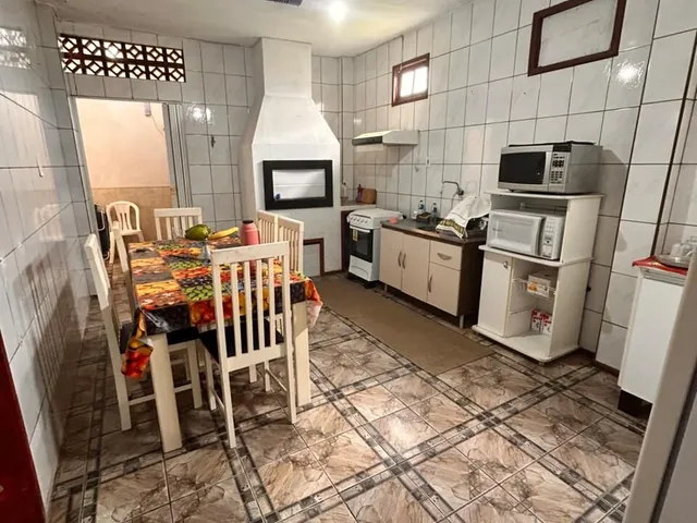 Imagem 15: Casa com Dois Pavimentos no Centro de Palhoça - Terreno Amplo