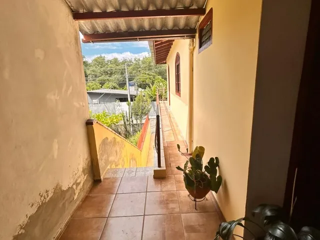 Imagem 7: Casa com Dois Pavimentos no Centro de Palhoça - Terreno Amplo