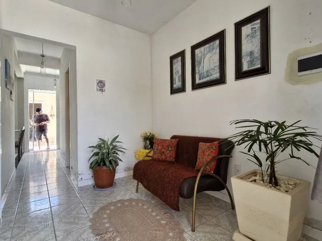 Imagem 14: Casa Duplex com 4 Quartos (1 Suíte) e Edícula com Área Gourmet no São Sebastião em