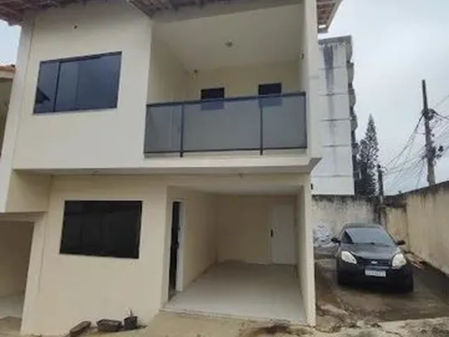 Imagem: A casa possui 3 Dormitórios, 1 Suíte, 3 Banheiros, 1 Vaga