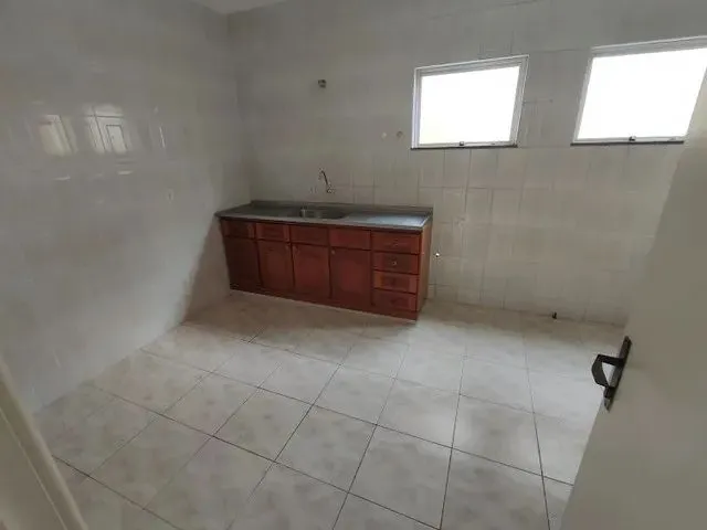 Imagem 15: Casa de 3 Quartos Sendo 1 Suíte, Vaga Garagem, Glória