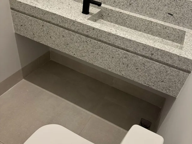 Imagem 9: Casa térrea à venda no Condomínio Florais do Parque, 3 suítes, piscina e alto padrão