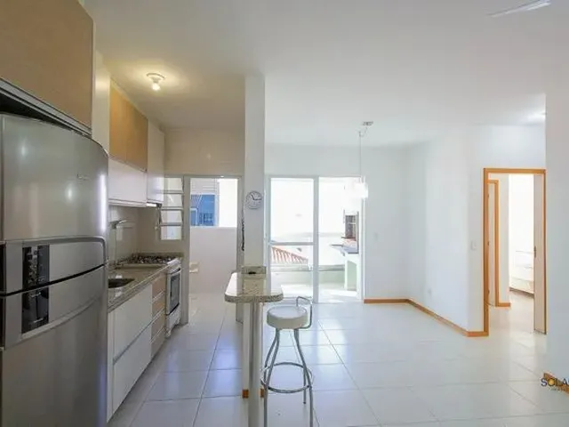Imagem 15: Apartamento 2 Quartos, Varanda com Churrasqueira, 1 Vaga - Carvoeira - Florianópolis - Sc