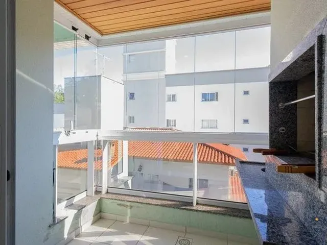 Imagem 11: Apartamento 2 Quartos, Varanda com Churrasqueira, 1 Vaga - Carvoeira - Florianópolis - Sc