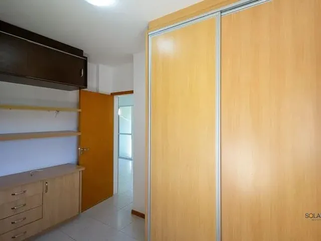 Imagem 3: Apartamento 2 Quartos, Varanda com Churrasqueira, 1 Vaga - Carvoeira - Florianópolis - Sc