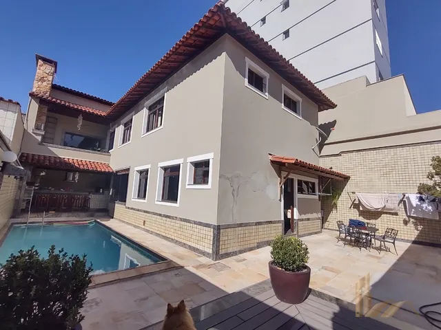 Imagem: CASA COM 4 QUARTOS, SENDO 1 SUÍTE COM CLOSET