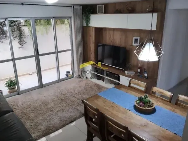Imagem: Apartamento À Venda, 3 Quartos, 1 Suíte