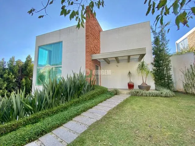 Imagem: Casa em Alto Padrão em Condomínio Fechado