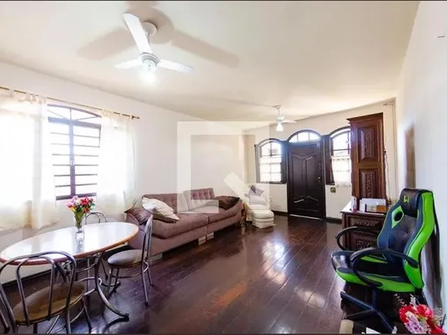 Imagem: Casa À Venda - Carlos Prates, 6 Quartos