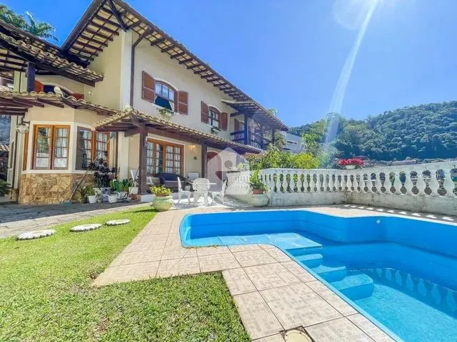 Imagem: Petrópolis - Casa Padrão - Bingen