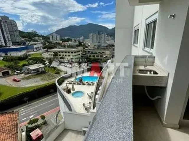 Imagem: Apartamento no Centro com Piscina e Espaço