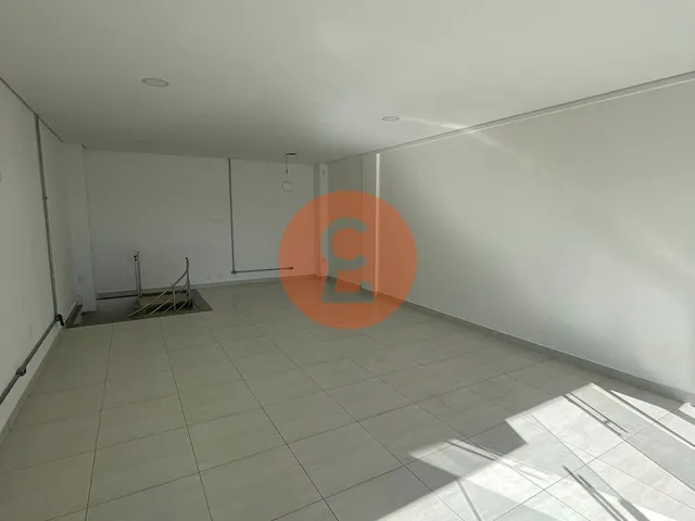 Imagem: Sala Comercial de 83M² com Um Andar Subsolo