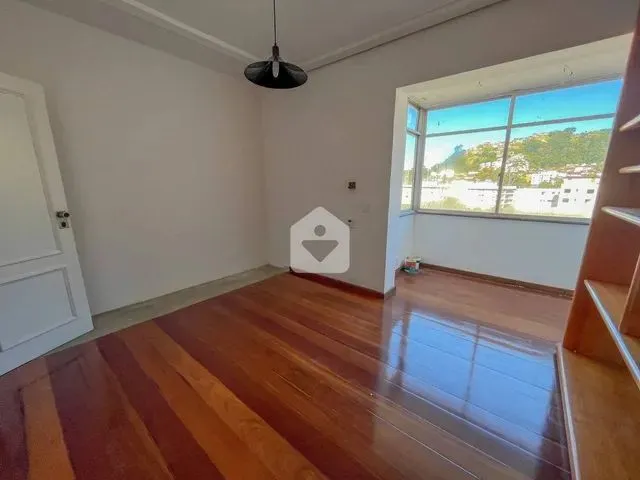 Imagem 12: Petrópolis - Apartamento Padrão - Valparaíso