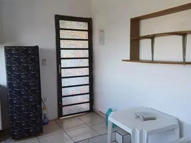 Imagem 12: Quarto Mobiliado Regiao Central