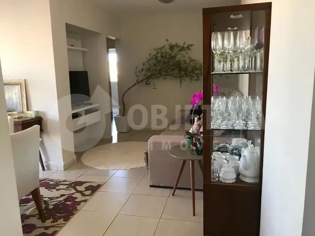Imagem: Apartamento para Aluguel, 3 Quartos, 1 Suíte