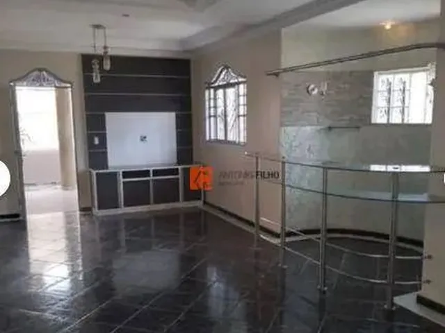 Imagem 2: Rua 12 4 Quartos Suíte Piscina e Churrasqueira