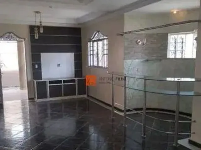 Imagem 6: Rua 12 4 Quartos Suíte Piscina e Churrasqueira