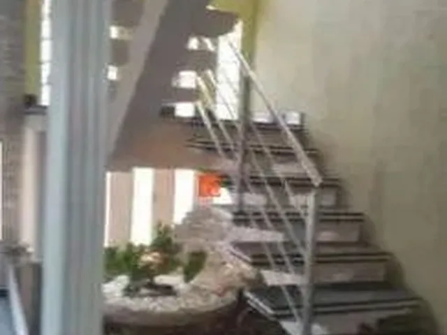 Imagem 4: Rua 12 4 Quartos Suíte Piscina e Churrasqueira