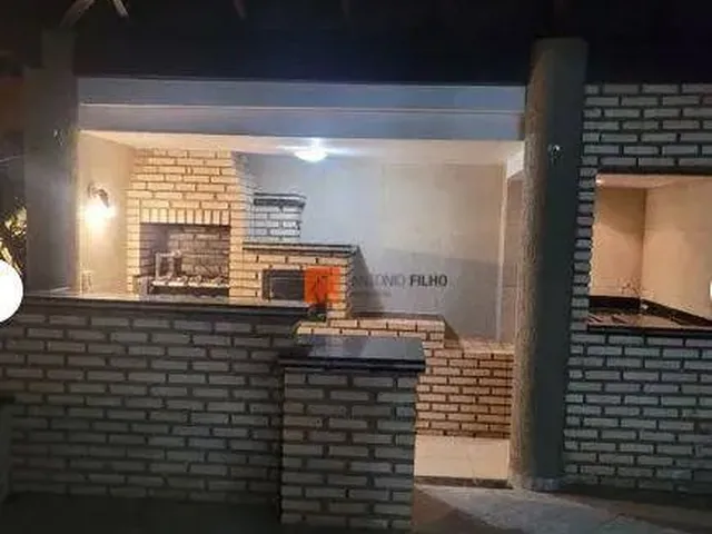 Imagem 7: Rua 12 4 Quartos Suíte Piscina e Churrasqueira