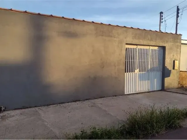 Imagem 2: Casas Recém Reformada e com Amplo Espaço