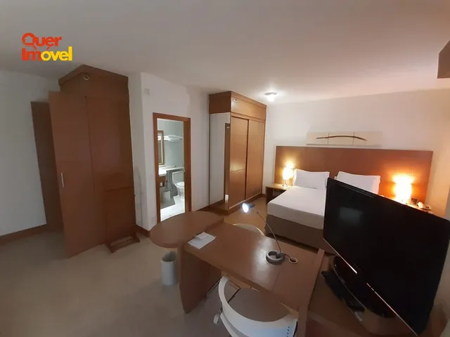 Imagem: O studio possui 1 Dormitório, 1 Banheiro, 1 Vaga na