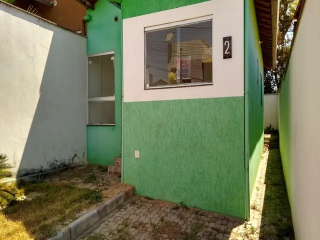 Imagem: CASA PLANA COM 2 DORMITÓRIOS À VENDA
