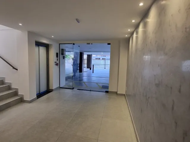 Imagem 10: Apartamento com 2 Quartos Sendo 1 Suíte, 52M2, Área de Lazer e Elevador, no Brisamar