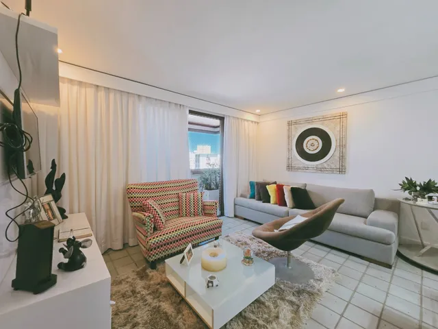 Imagem 5: Apartamento a VENDA, 2/4 + dependência reversível 3/4, VARANDA com vista livre MAR