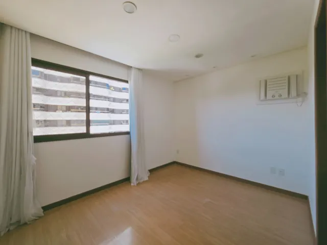Imagem 12: Apartamento 3 Quartos com Suíte e Closet, Varanda e 2 Vagas