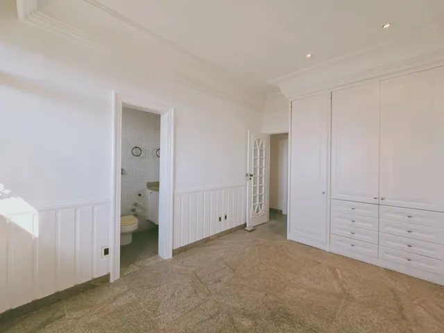 Imagem 4: Apartamento a venda 389m² com 4 suítes, closet, 3 varandas, com 4 vagas cobertas e