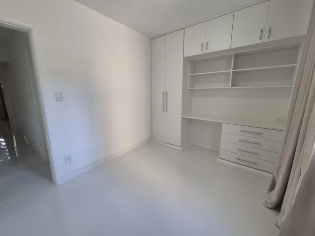 Imagem 16: OPORTUNIDADE ÚNICA: Apartamento à Venda no Costa Azul 3 Quartos com Suíte 79m²
