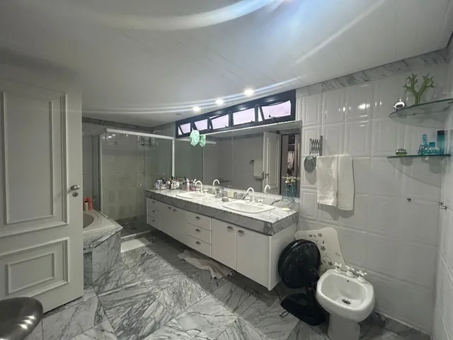 Imagem 14: Imperdível! Apartamento de Luxo na Graça, Salvador-BA - 4 Quartos, 4 Suítes, 2 Salas