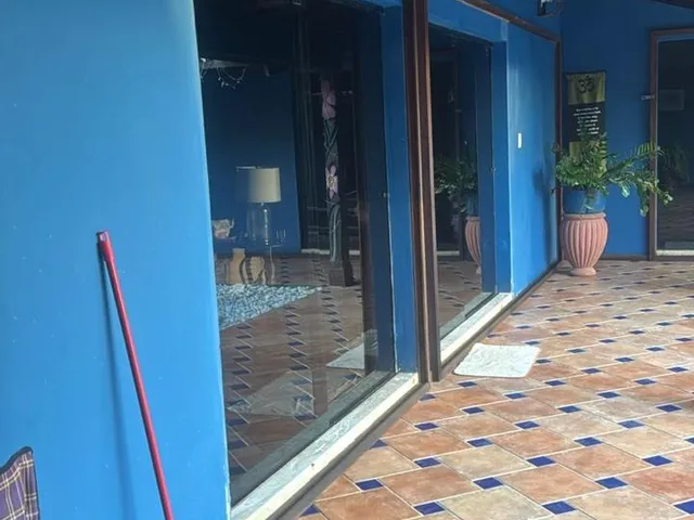 Imagem 7: OPORTUNIDADE ÚNICA - CASA À BEIRA-MAR EM CANAVIEIRAS: 4 QUARTOS, 3 SUÍTES, 2 SALAS E