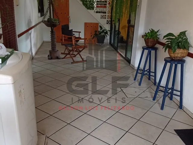 Imagem 3: Casa com localização privilegiada no bairro Casa Branca na cidade de Itapema/SC, com 3