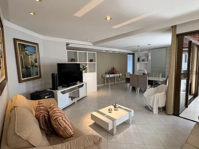 Imagem 3: Apartamento de Luxo com 4 quartos e 3 suítes na Vitória - Salvador-BA, 165m², lazer