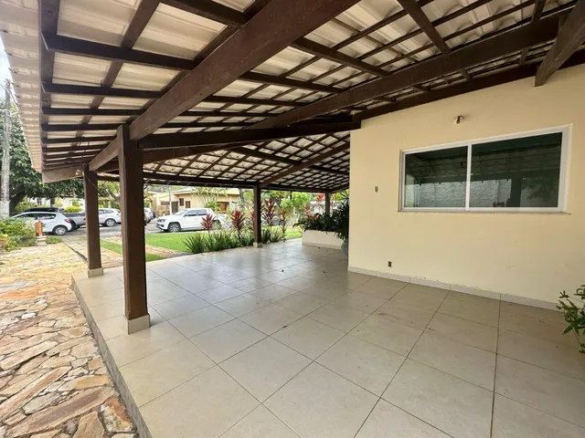 Imagem 14: Casa de luxo com 5 suítes, piscina e área gourmet no Condomínio Vale do Jaguaribe