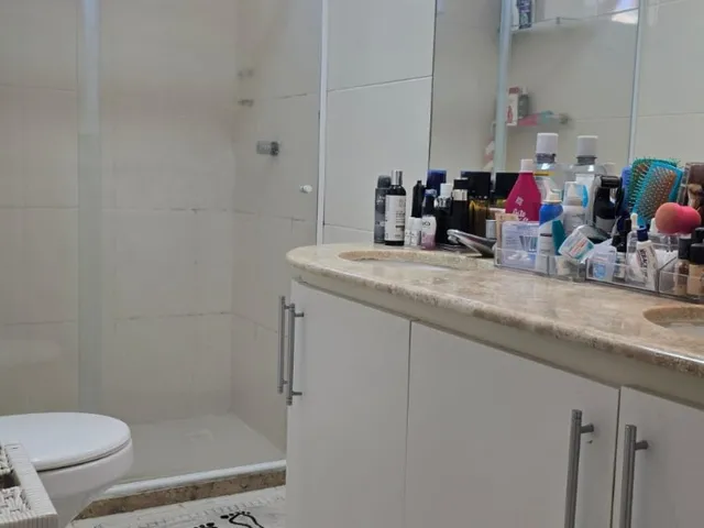 Imagem 13: Venda de Casa de Luxo em Patamares, Salvador-BA, com 4 Quartos e Piscina - Imperdível!